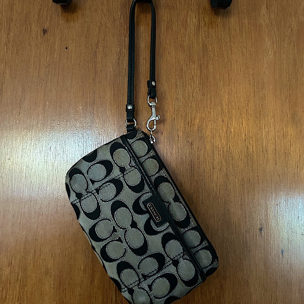 Vintage coach wrist bag